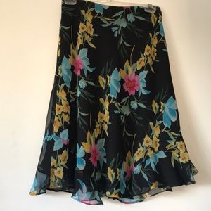 Chiffon skirt, beautiful flower design